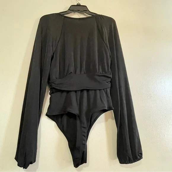 NWT Intimately Free People Top Bodysuit Wrap Black Medium - Picture 13 of 16